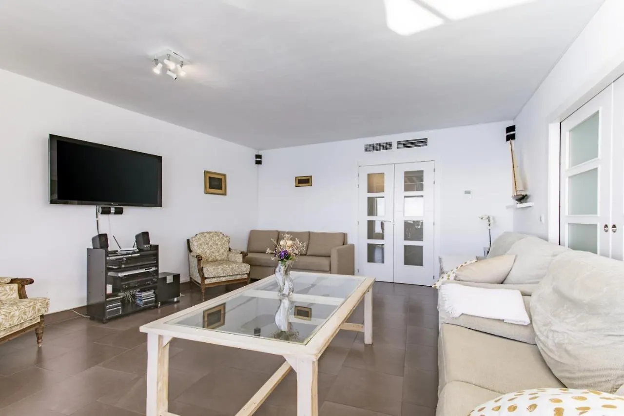 Rentcostadelsol Malagueta Miramar Málaga