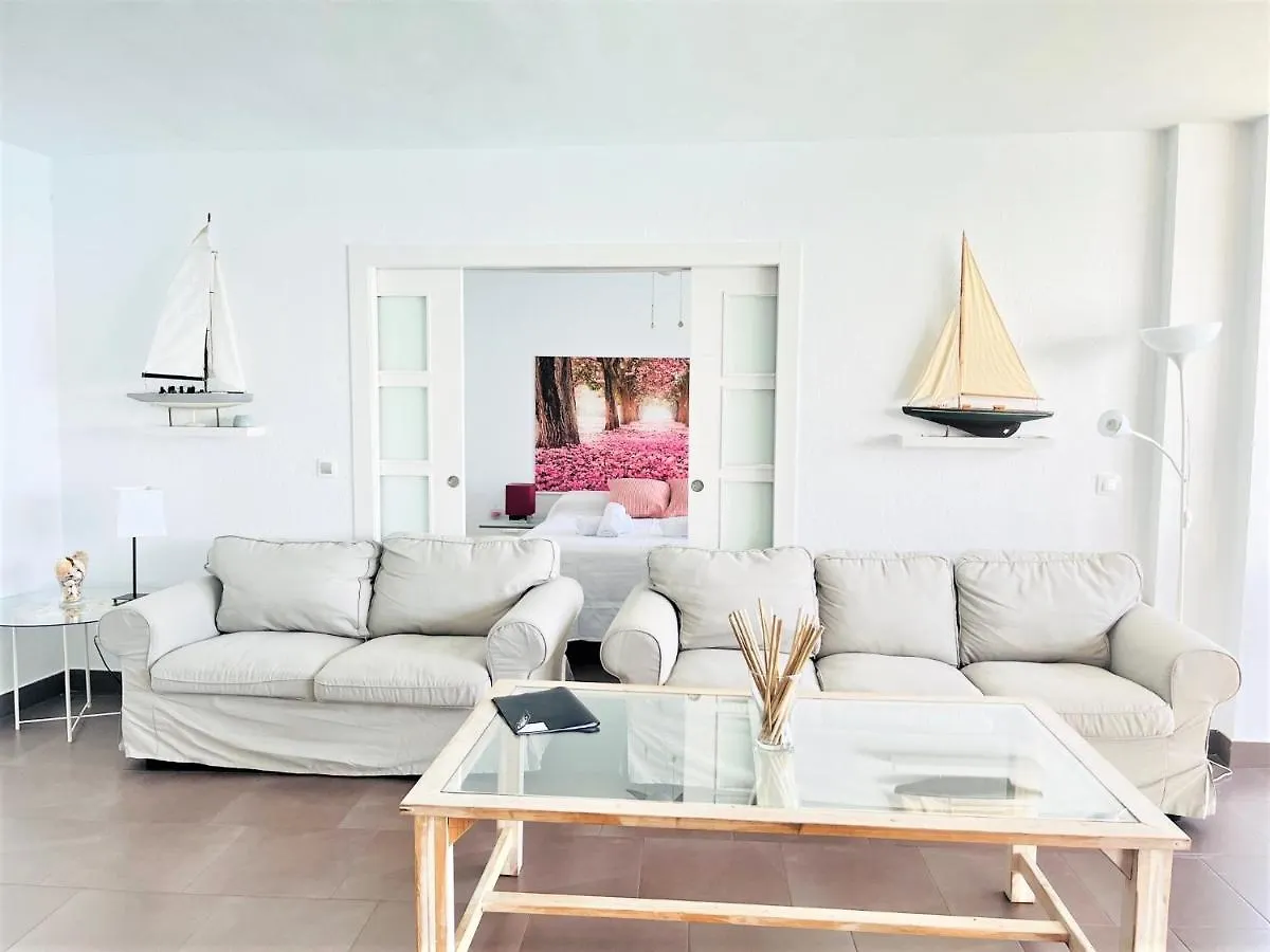 Apartamento Frente a playa Malagueta Miramar Málaga 0*,  España